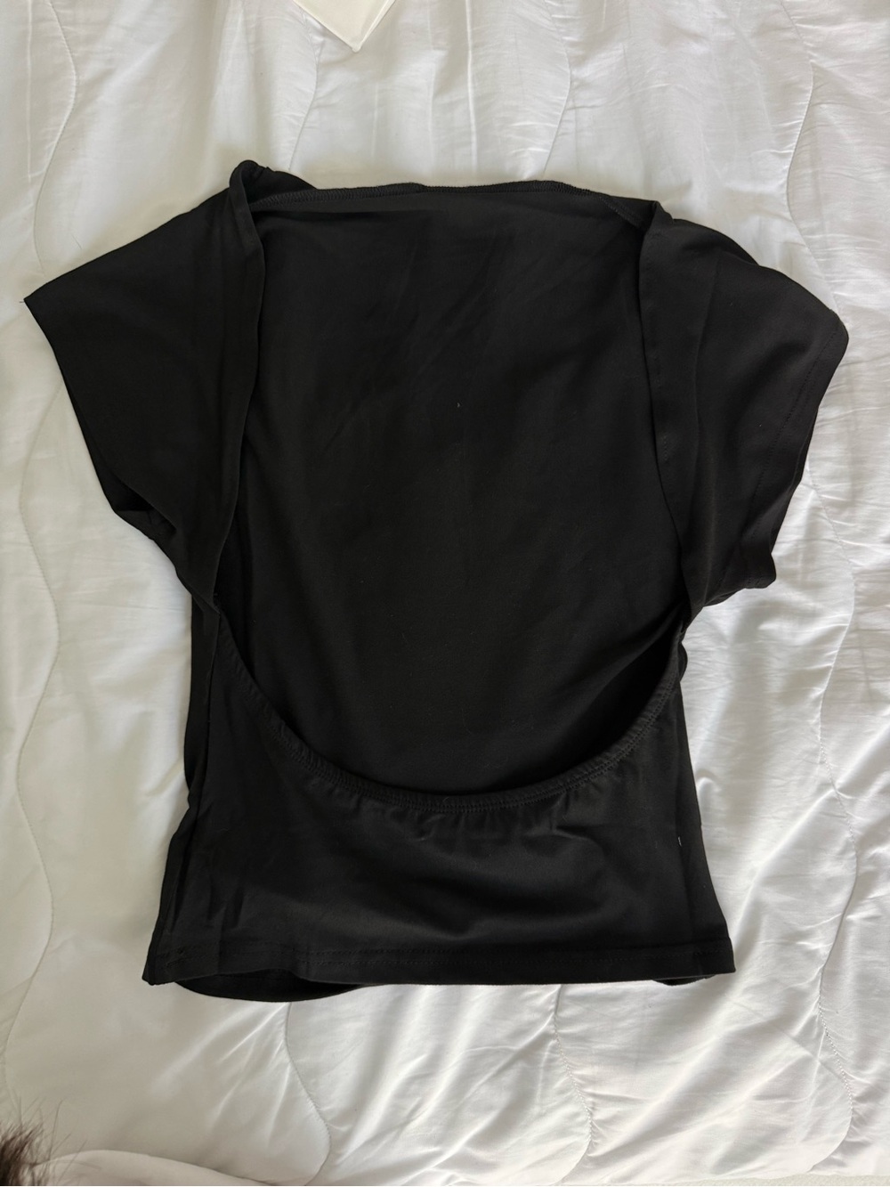 Backless Top - Picture 4 of 7